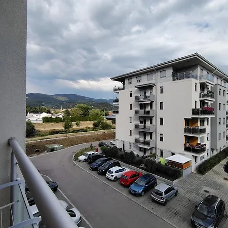 Fenix Lejlighed Pirot